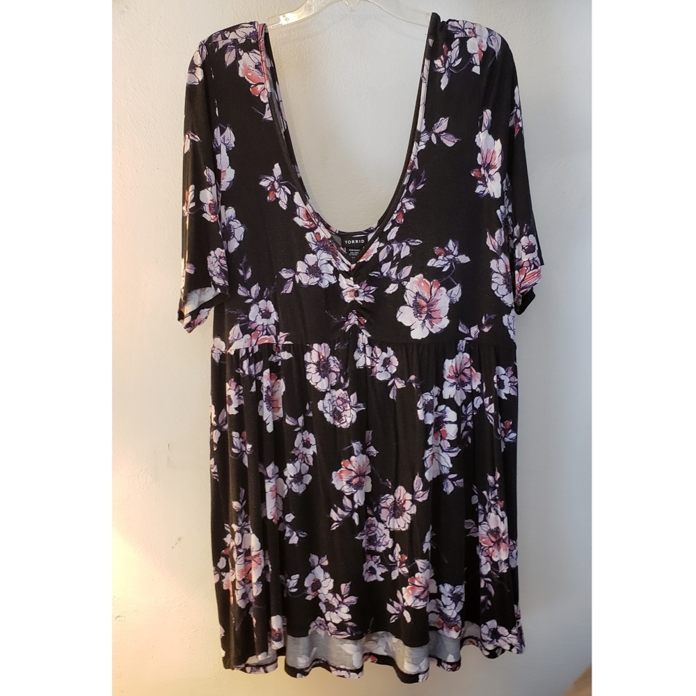 Torrid Cinch Front Floral Babydoll Top